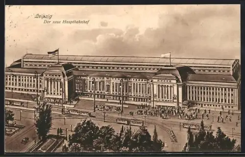 AK Leipzig, Der neue Hauptbahnhof mit Strassenbahnen
