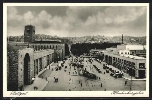 AK Stuttgart, Hauptbahnhof, Hindenburgplatz mit Strassenbahnen