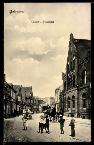 AK Uetersen, Kaiserliches Postamt, Strassenpartie mit Pferdekutschen