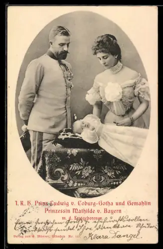 AK Prinz Ludwig von Sachsen-Coburg mit Prinzessin Mathilde von Bayern und dem Erstgeborenen