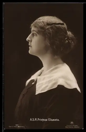 AK Prinzessin Elisaveta von Rumänien in dunklem Kleid mit weissem Kragen