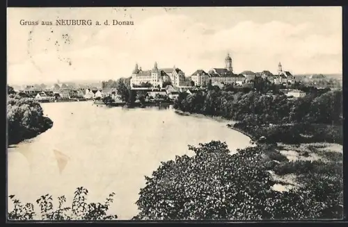 AK Neuburg a. d. Donau, Ortsansicht mit Donaupartie