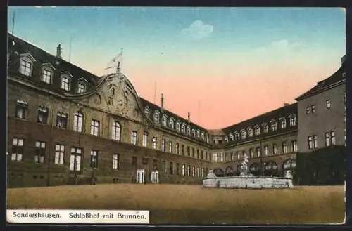 AK Sondershausen, Schlosshof mit Brunnen