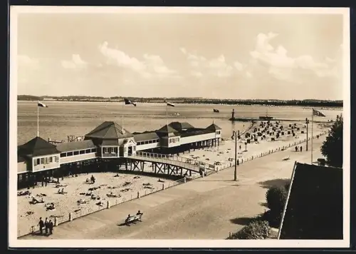 AK Travemünde, Blick auf den Strand, Badeanstalt, 