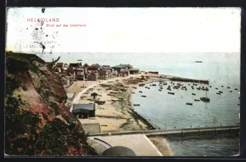 AK Helgoland, Blick auf das Unterland, Strand und Hafen mit Booten