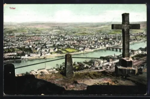 AK Trier, Aussichtsplattform mit steinernem Kreuz u. Stadtpanorama mit Mosel