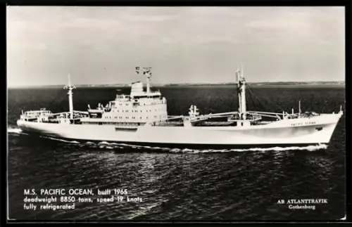 AK Schwedisches Frachtschiff MS Pacific Ocean der AB Atlanttrafik, Baujahr 1965, Handelsschiff
