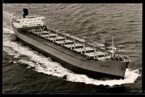 AK Schwedisches Frachtschiff MS Nordland in voller Fahrt, Baujahr 1965, Handelsschiff