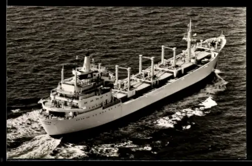 AK Schwedisches Frachtschiff MS Sydland aus der Vogelschau gesehen, Baujahr 1960, Handelsschiff