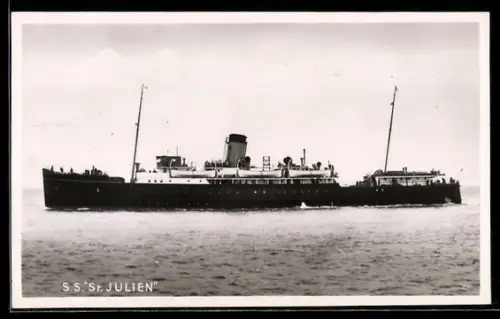 AK Passagierschiff S.S. St. Julien in Seitenansicht