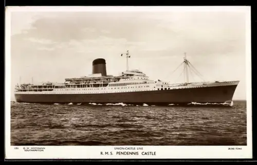 AK Passagierschiff RMS Pendennis Castle in Fahrt, Union-Castle Line