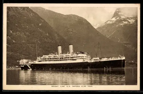 AK Passagierschiff S.S. Orford der Orient Line in einem Fjord