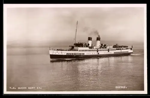 AK Passagierschiff T.S. Queen Mary II langsame Fahrt laufend