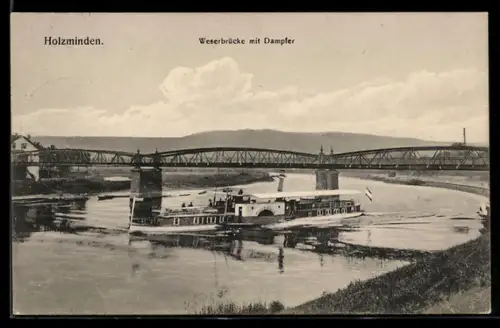 AK Holzminden, Raddampfer Fürst Bismarck passiert die Weserbrücke