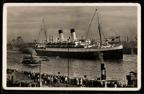 AK Hamburg, Passagierschiff M.S. Monte Sarmiento verlässt den Hafen