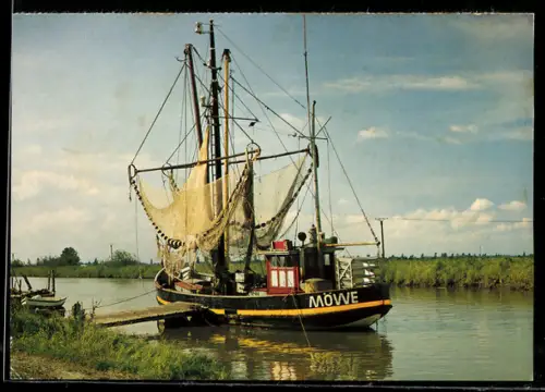 AK Varel, Fischkutter Möwe im Fischerhafen, Fischerboot