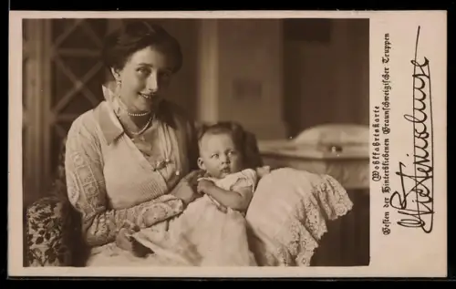 AK Victoria Louise mit Säugling
