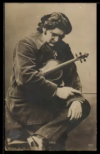 AK Isay, Geigenvirtuose in exzentrischer Pose