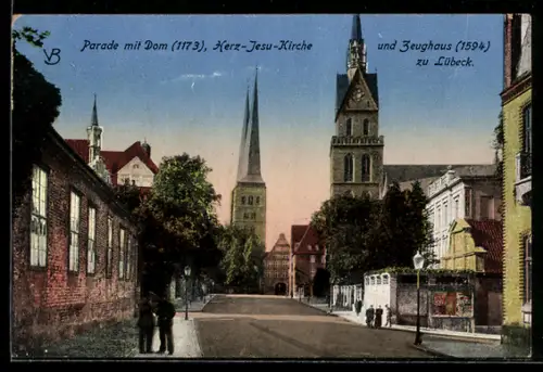 AK Lübeck, Strasse Parade mit Dom, Herz-Jesu-Kirche und Zeughaus