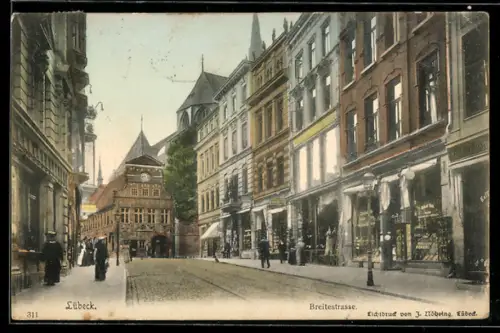 AK Lübeck, Breitestrasse mit Geschäften u. Gebäude mit Uhr