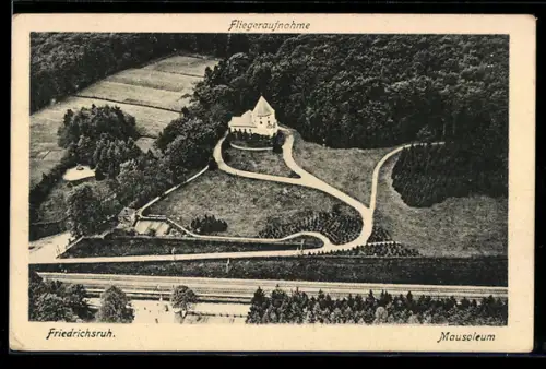 AK Friedrichsruh, Mausoleum vom Flugzeug aus gesehen