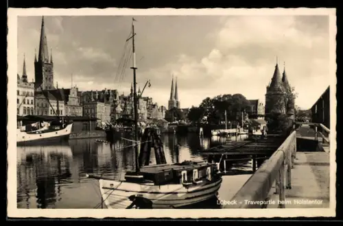 AK Lübeck, Travepartie beim Holstentor