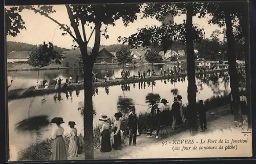 AK Nevers, Le Port de la Jonction, un Jour de concours de pêche