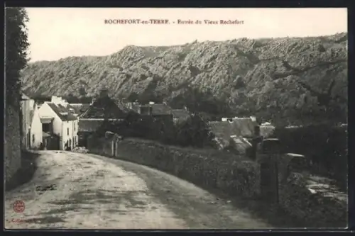 AK Rochefort-en-Terre, Entrée du Vieux Rochefort