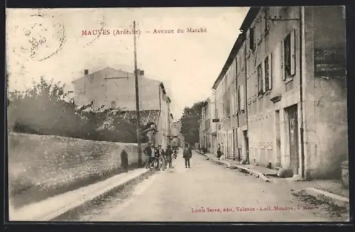 AK Mauves /Ardéche, Avenue du Marché