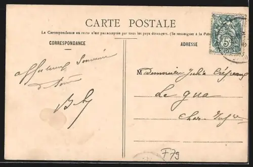 AK Brioux, Rue mit Kirche und Kindern