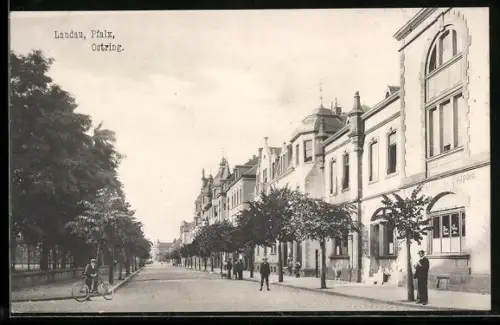 AK Landau /Pfalz, Partie am Ostring mit Grünanlagen