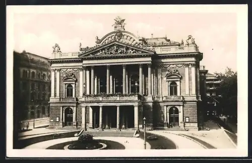 AK Brünn, Theater mit Strassenpartie