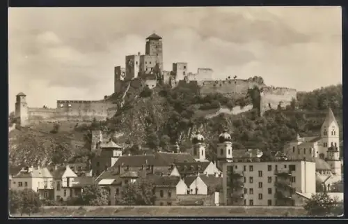 AK Trencín, Teilansicht mit Schloss