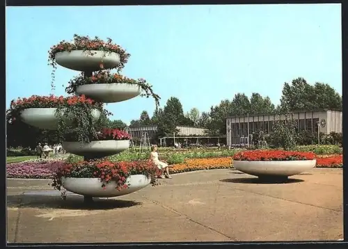AK Erfurt, Internationale Gartenbauausstellung, Partie auf dem Ausstellungsgelände