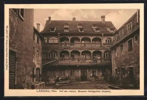 AK Landau /Pfalz, Hof der ehem. Brauerei Heiligenthal