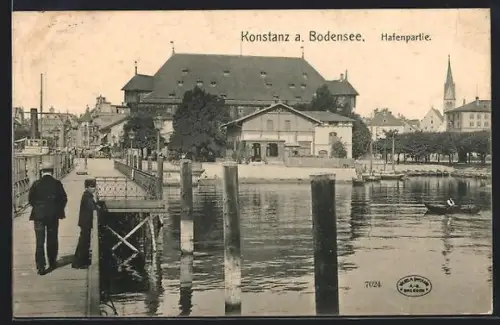 AK Konstanz a. Bodensee, Hafenpartie mit Steg