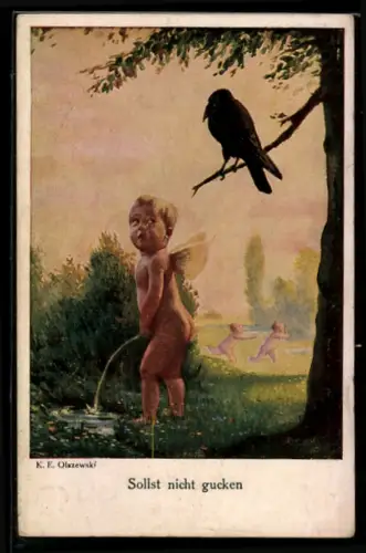 AK Engel uriniert in einen Teich und wird von einem Raben beobachtet