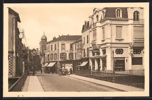 AK Paray-le-Monial, Rue Victor-Hugo