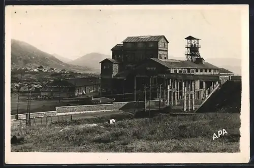 AK Le Bousquet d`Orb /Hérault, Carreau et Puits de la Mine