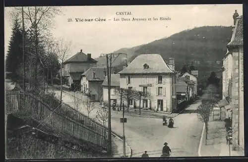 AK Vic-sur-Cère /Cantal, Les Deux Avenues et les Hôtels