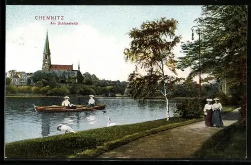AK Chemnitz, Spaziergänger am Schlossteich mit Ruderboot