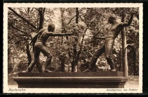 AK Karlsruhe, Stadtgarten, Die Fechter
