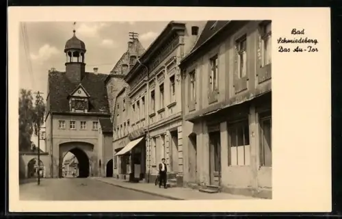AK Bad Schmiedeberg, Au-Tor mit Strassenpartie