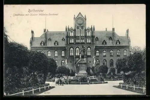 AK Rathenow, Stadthaus, Kaiser Wilhelm-Denkmal