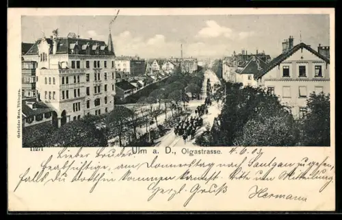 AK Ulm a. D., Parade in der Olgastrasse