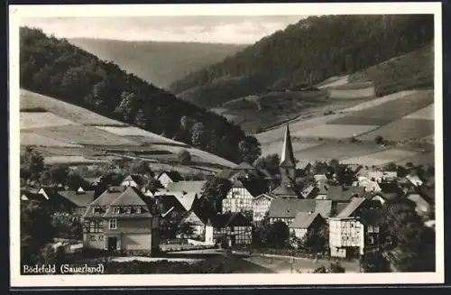 AK Bödefeld /Sauerland, Teilansicht mit Kirche