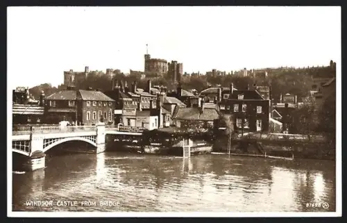 AK Windsor, Windsor Castle from Bridge