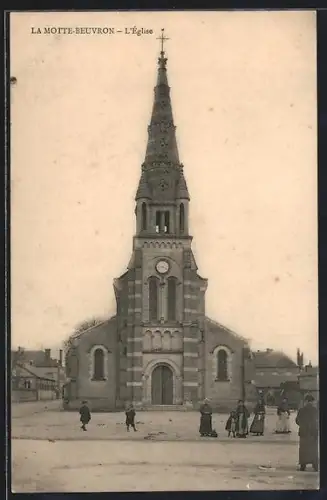 AK La Motte-Beuvron, L`Église