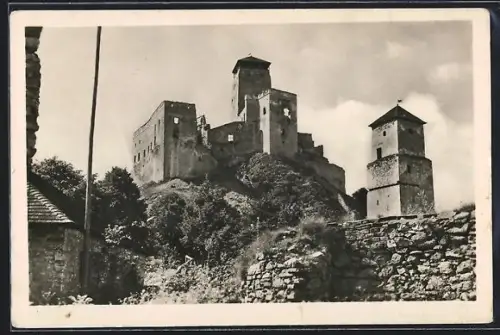 AK Trencín, Hrad
