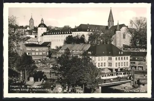 AK Siegen i. W., Siegbrücke, Unteres Schloss und Martinikirche